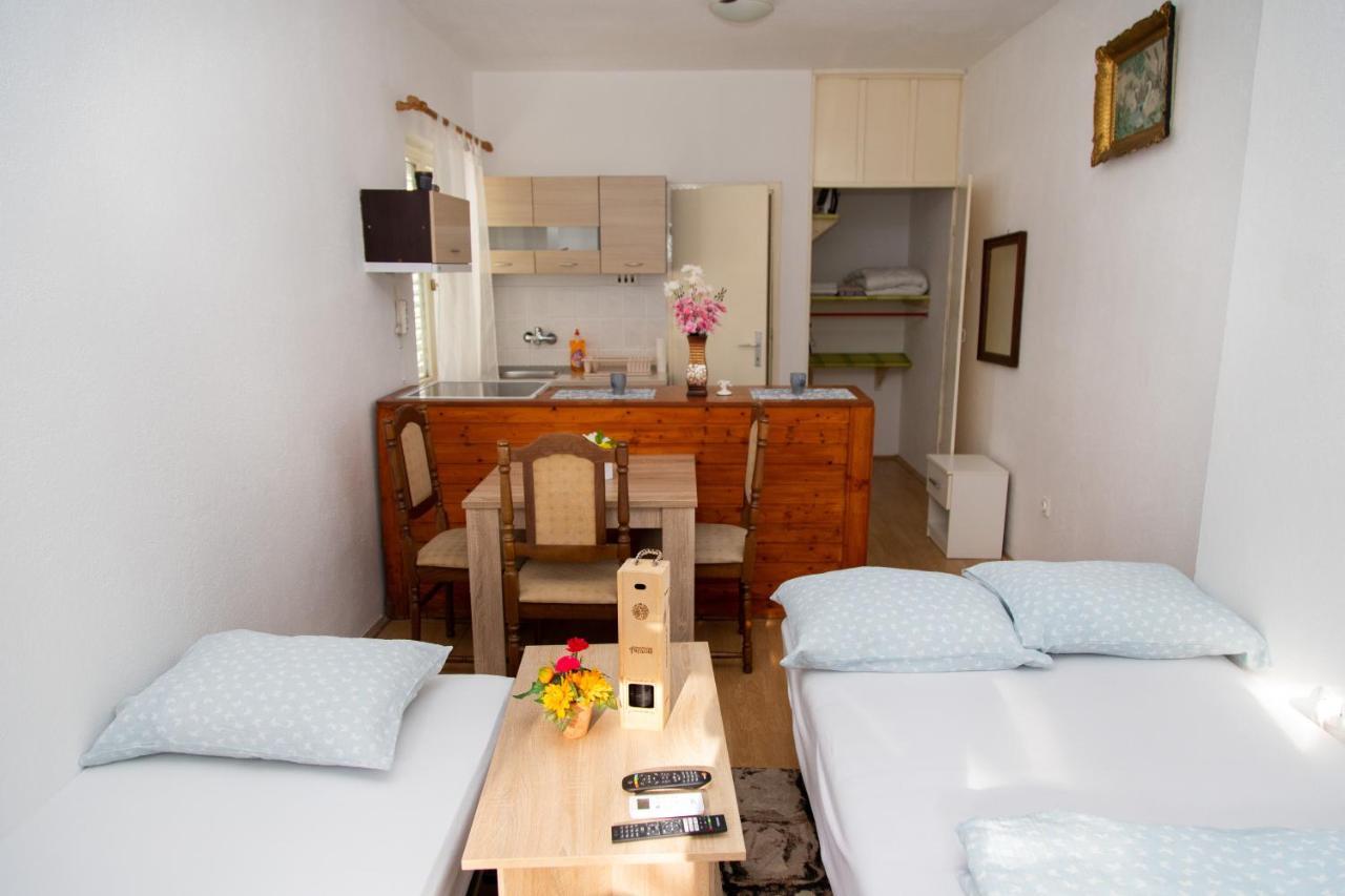 Apartman Irina Требинье Экстерьер фото