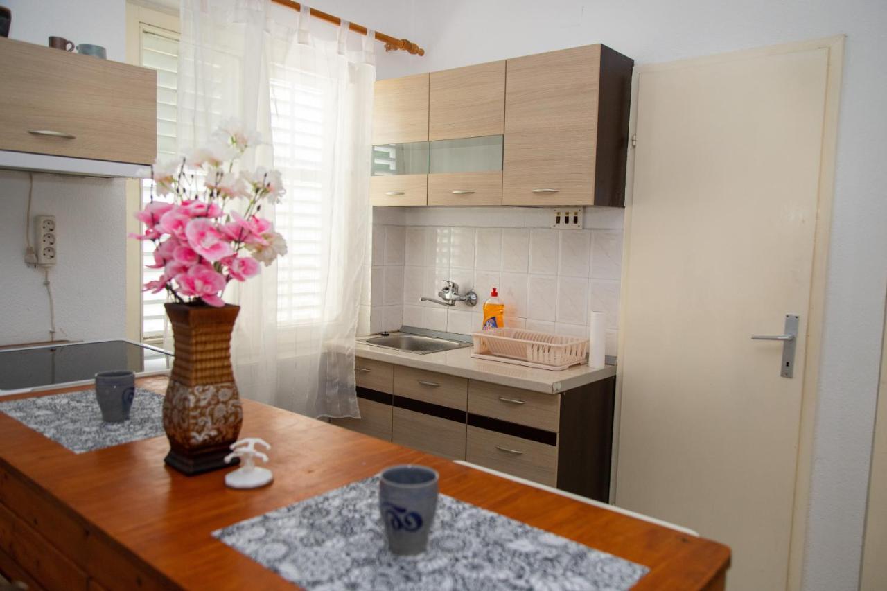Apartman Irina Требинье Экстерьер фото